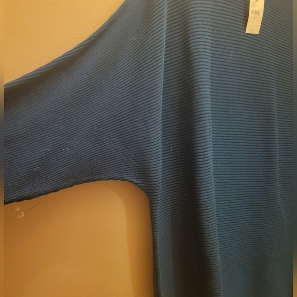 Dark teal sweater, new with tags. Lane Bryant size 18/20 - Picture 3 of 3